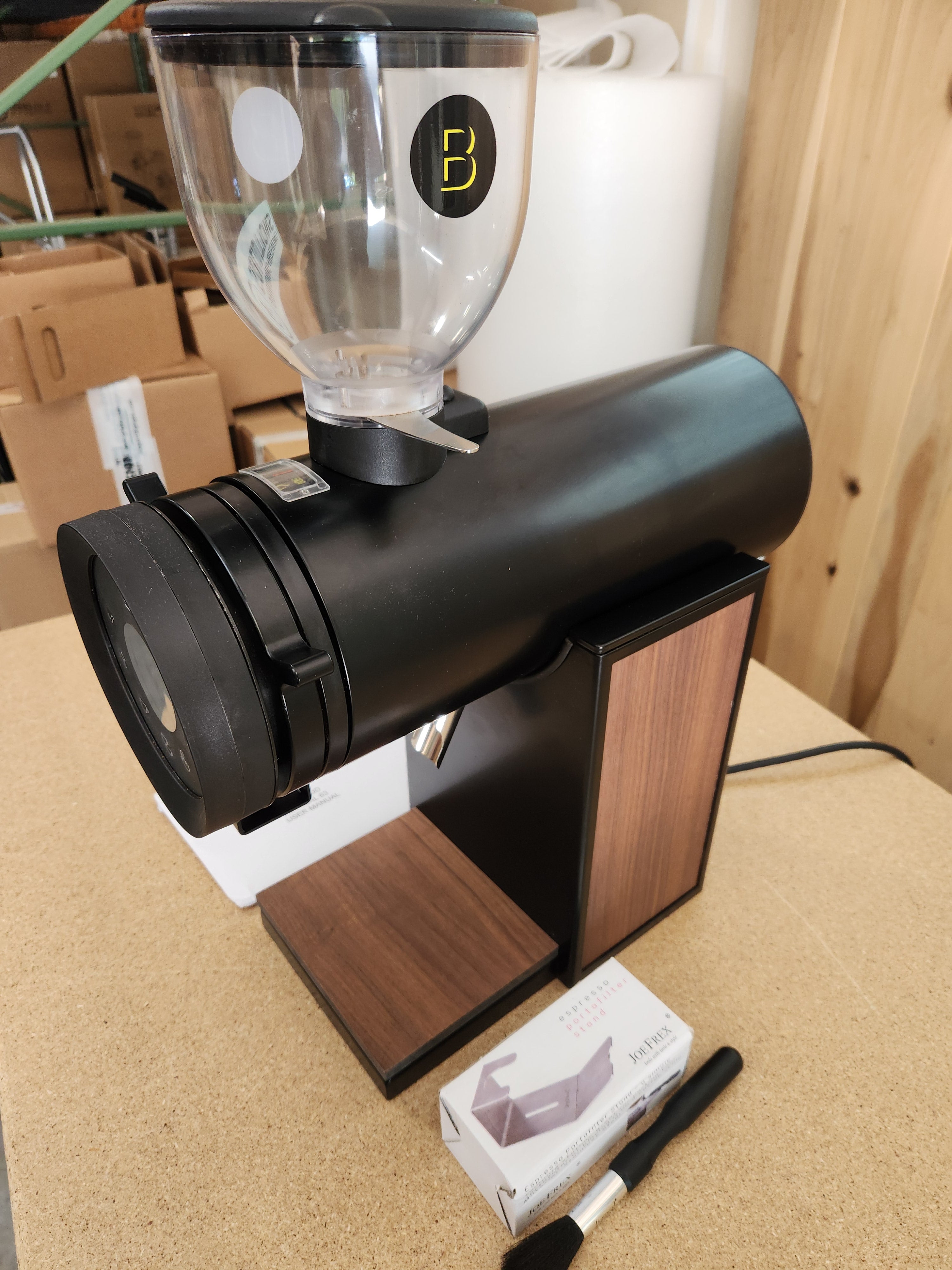 Bentwood Vertical 75 Black DEMO 100150
