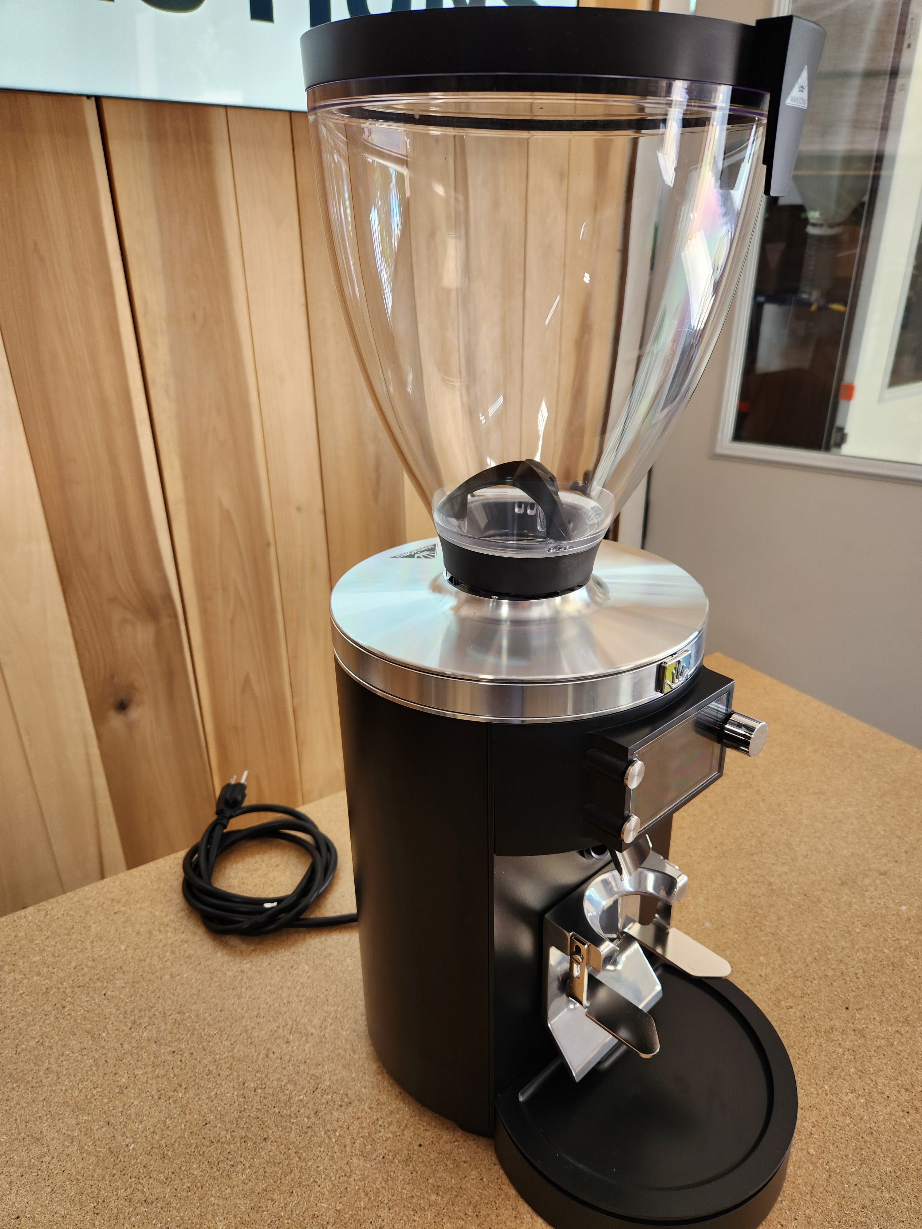 E80W GbS Grind-by-Sync in black DEMO 947513